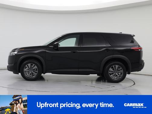 2025 Nissan Pathfinder S