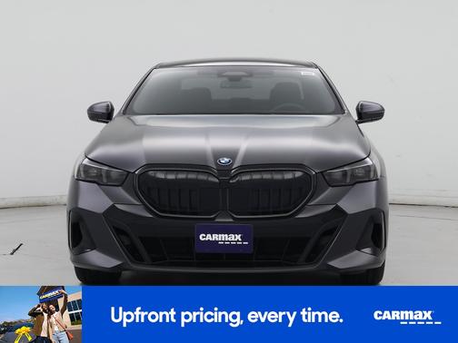 2026 BMW 550e e xDrive