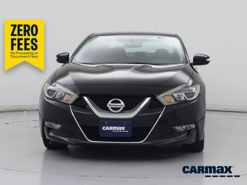 Black 2016 Nissan Maxima SR