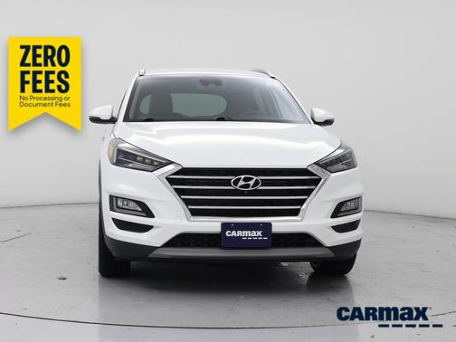White 2021 Hyundai TUCSON Limited