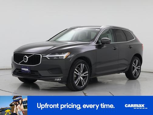 2021 Volvo XC60 T6 Momentum