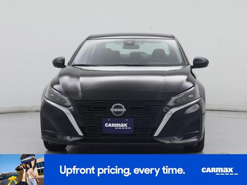 Black 2025 Nissan Altima SV