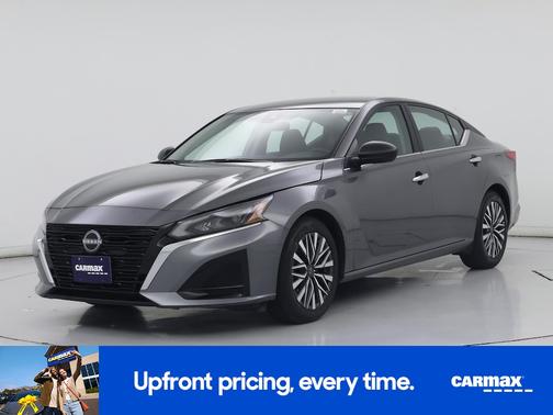 Gray 2025 Nissan Altima SV