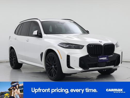 White 2025 BMW X5 xDrive40i