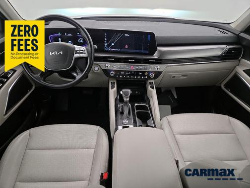 White 2025 Kia Telluride S