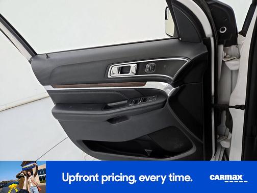 White 2018 Ford Explorer Limited