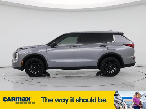2022 Mitsubishi Outlander Black Edition