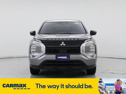 2022 Mitsubishi Outlander Black Edition