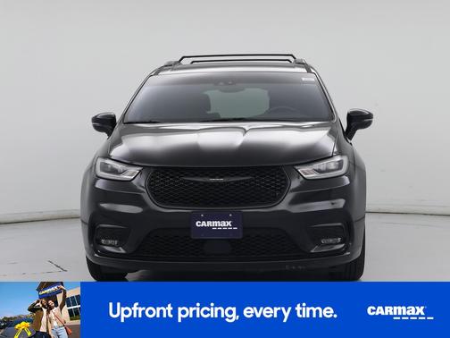 Black 2021 Chrysler Pacifica Touring