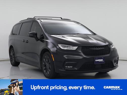 Black 2021 Chrysler Pacifica Touring