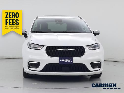 White 2023 Chrysler Pacifica Hybrid Limited