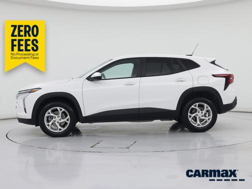 White 2024 Chevrolet Trax LS