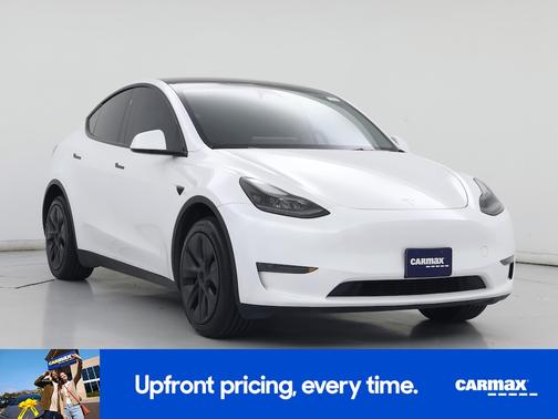 White 2024 Tesla Model Y Long Range