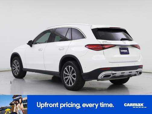 2023 Mercedes-Benz GLC 300 