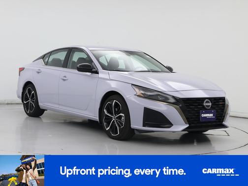 2025 Nissan Altima SR