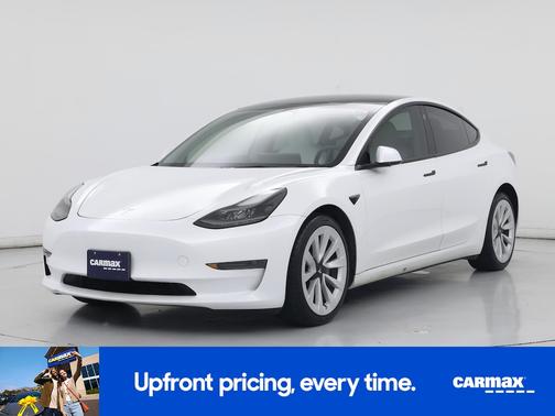 White 2023 Tesla Model 3