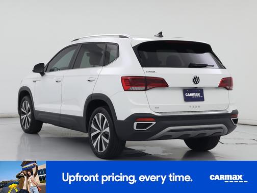 White 2024 Volkswagen Taos SE