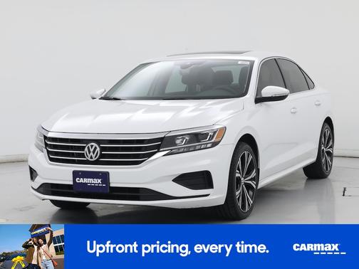 White 2022 Volkswagen Passat SE
