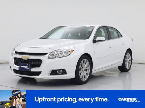 White 2015 Chevrolet Malibu LT