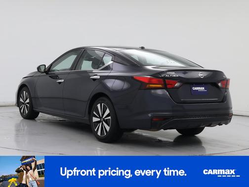 2022 Nissan Altima SV