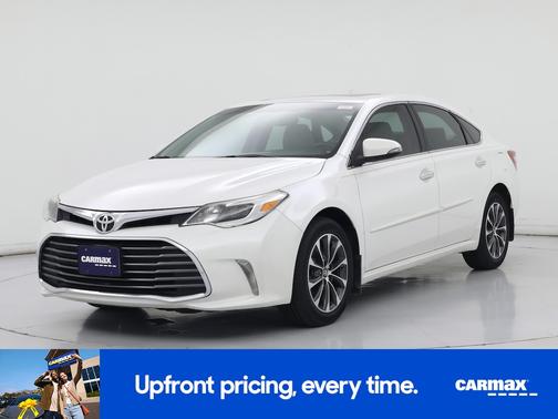 White 2016 Toyota Avalon XLE Premium