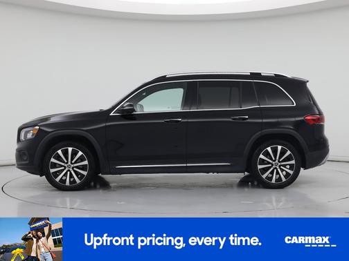 Black 2022 Mercedes-Benz GLB 250
