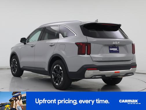 Gray 2025 Kia Sorento S