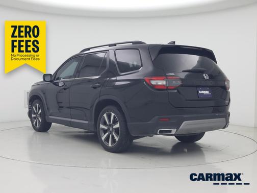 Black 2024 Honda Pilot Touring