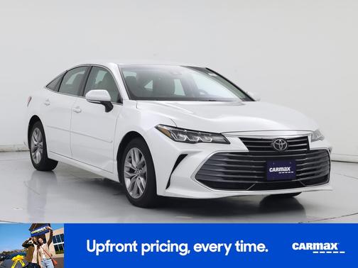 White 2021 Toyota Avalon XLE