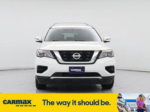 2020 Nissan Pathfinder S