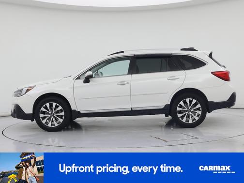 White 2018 Subaru Outback 3.6R Touring