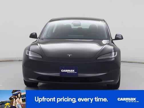 Gray 2024 Tesla Model 3 Long Range