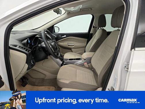 White 2016 Ford Escape SE