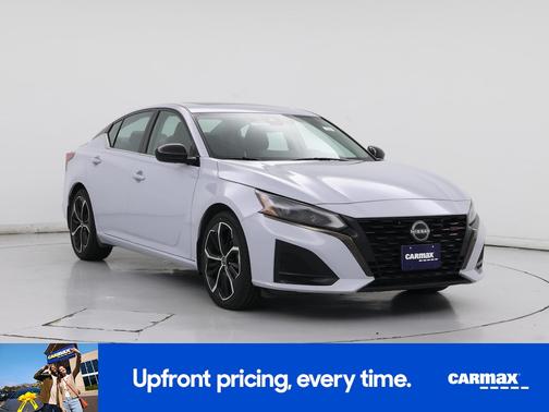 2023 Nissan Altima SR