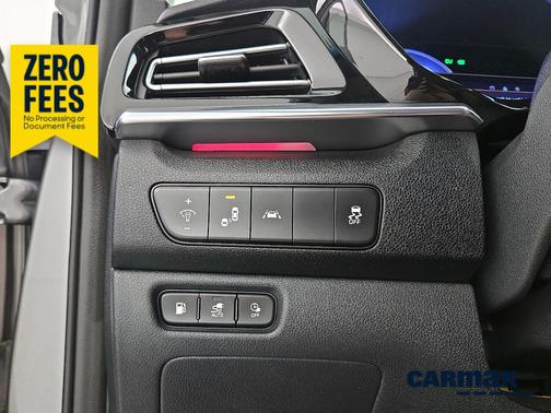 Silver 2022 Kia Niro Plug-In Hybrid LXS