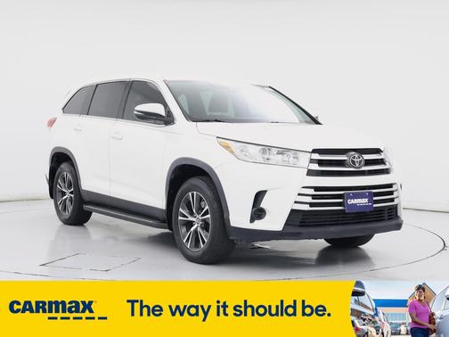 2019 Toyota Highlander LE