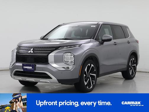 2023 Mitsubishi Outlander SE