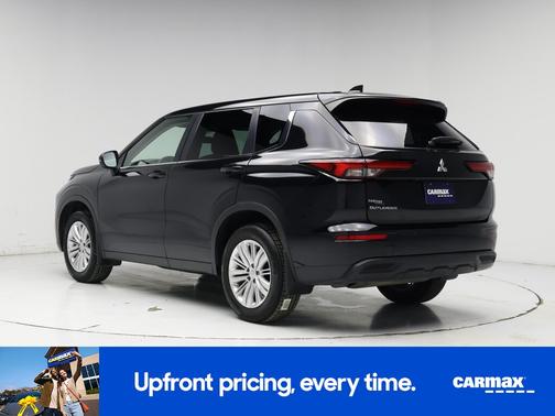 2023 Mitsubishi Outlander ES