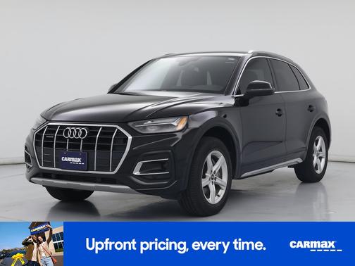 Black 2023 Audi Q5 Premium