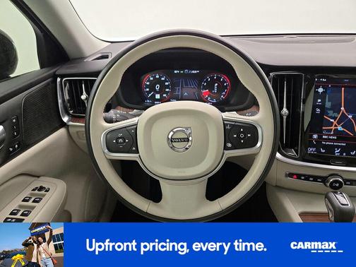 2019 Volvo S60 T6 Momentum