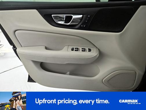 2019 Volvo S60 T6 Momentum