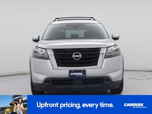 Silver 2022 Nissan Pathfinder SV