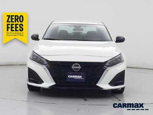 White 2025 Nissan Altima SV