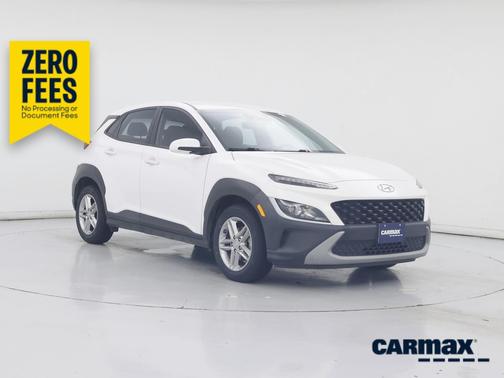 White 2022 Hyundai KONA SE