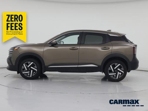 Brown 2025 Nissan Kicks SV