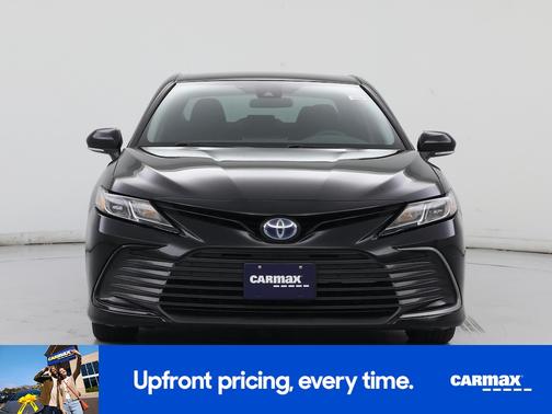 2022 Toyota Camry Hybrid LE