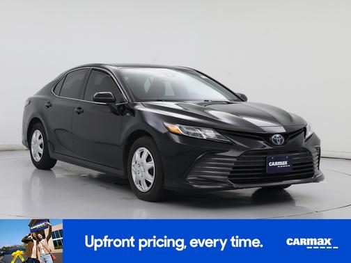 2022 Toyota Camry Hybrid LE