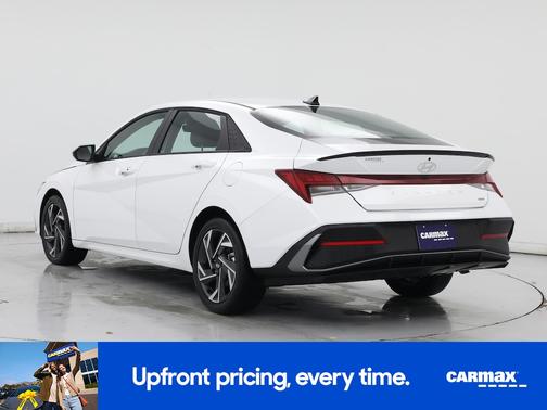 2025 Hyundai ELANTRA HEV SEL Sport