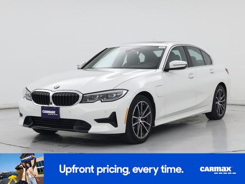 White 2021 BMW 330e