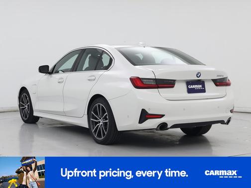White 2021 BMW 330e